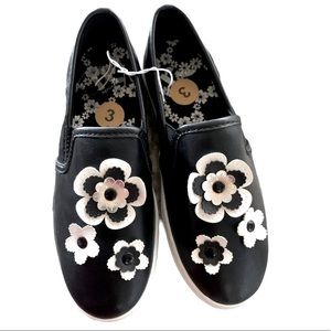 Girls Floral Slip on shoes